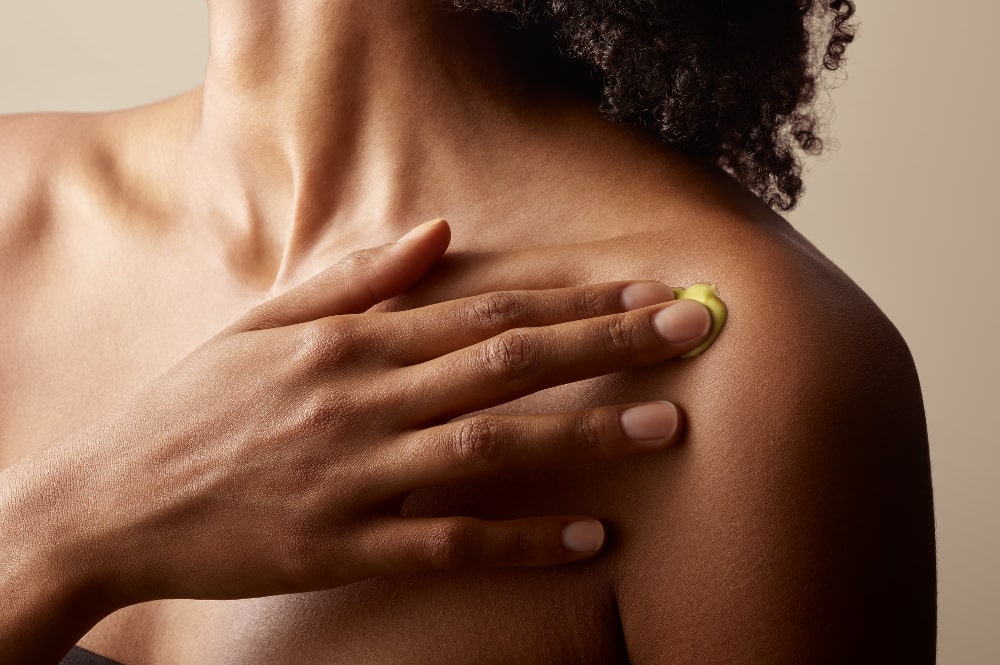 Wie wirkt die BioBloom CBD Kosmetik auf die Haut